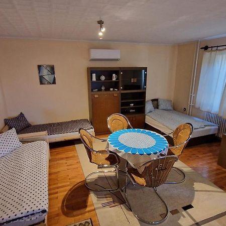 Friendly Apartment In The Suburb. Budapeşte Dış mekan fotoğraf