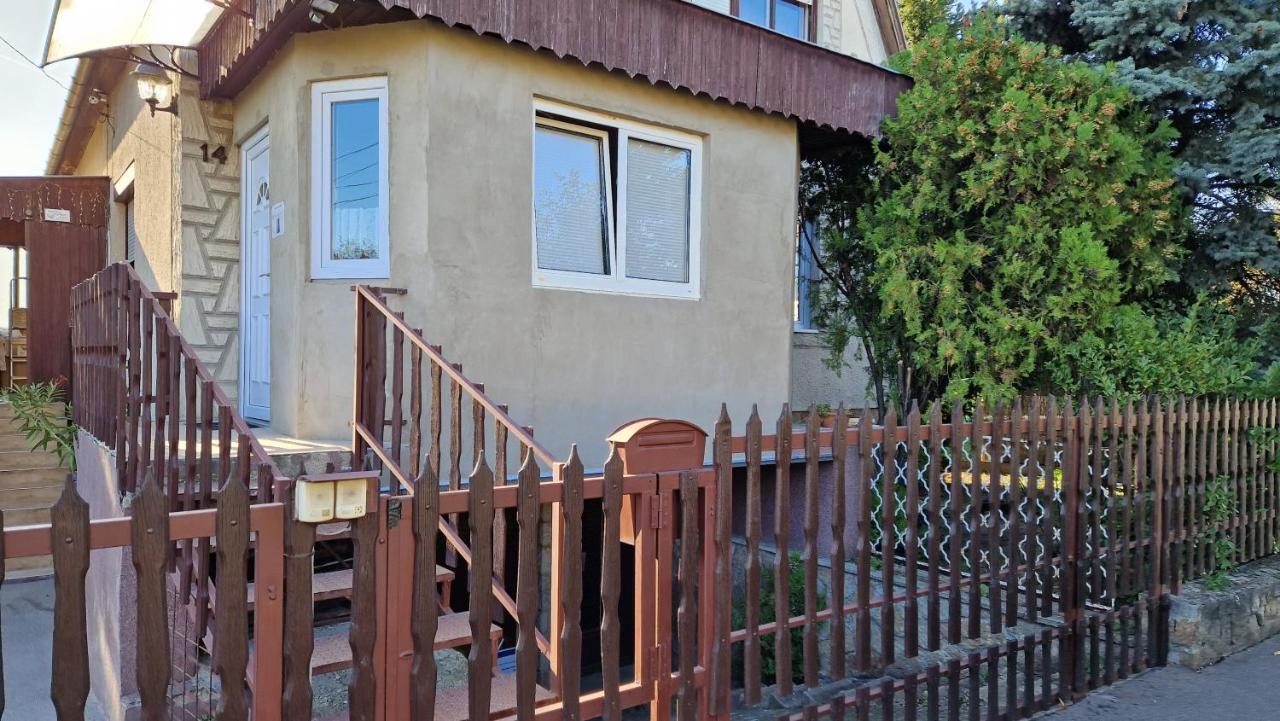 Friendly Apartment In The Suburb. Budapeşte Dış mekan fotoğraf